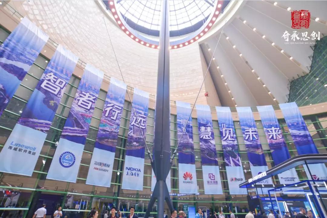 华为的经济总量是阿里巴巴的_华为logo