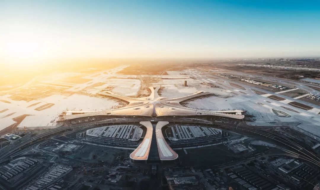 凤凰展翅,就在今日 北京大兴国际机场 今日正式投入运营