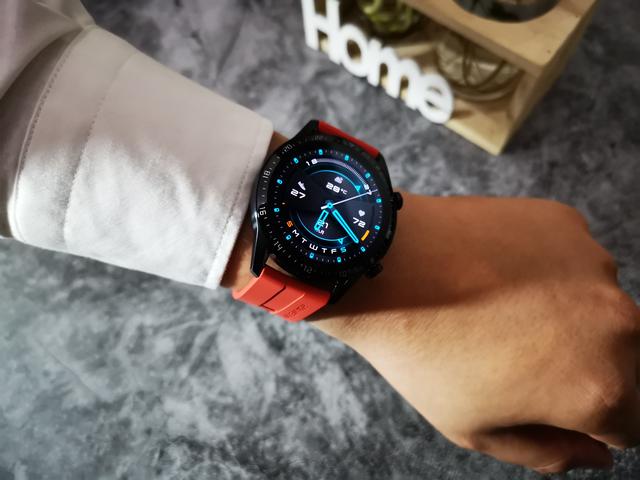 1388Ԫ��ΪWatch GT 2����:��������ֱ�,��ƻ���û�Ҳ�Ķ���