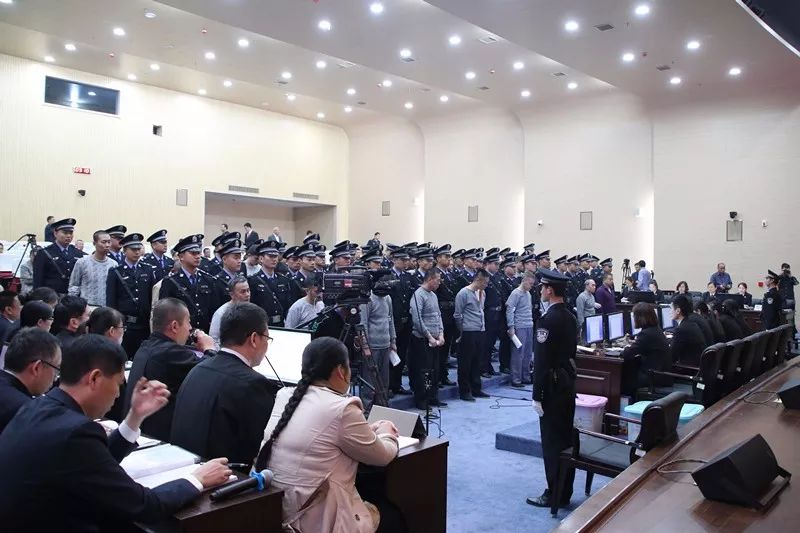 欺压村民!滨州这位社区主任涉黑涉恶被央视曝光!_王江然