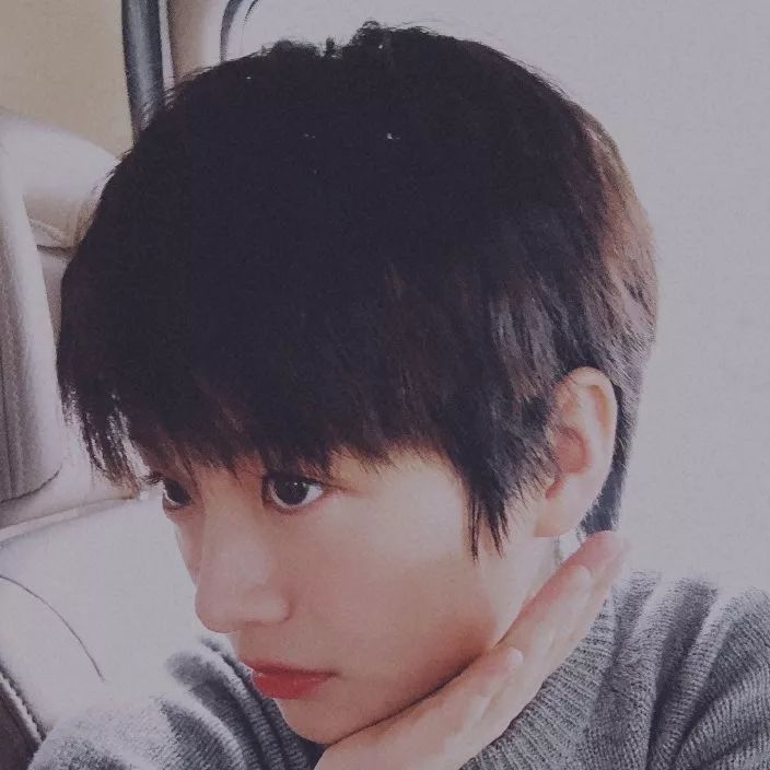 干净利落的发型显发量 61bbef0136a945c6bca70059e398020f.jpeg