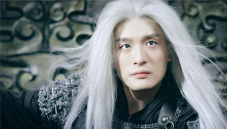 东华白发霸气,焦恩俊白发英俊,马天宇白发美丽,他,辣眼睛