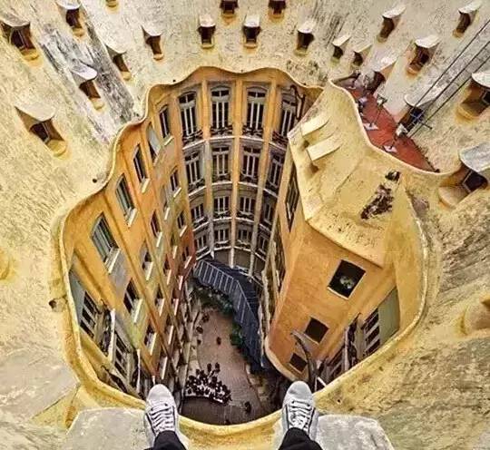 a372acf83c734fb999c092b5e46d4380.jpeg