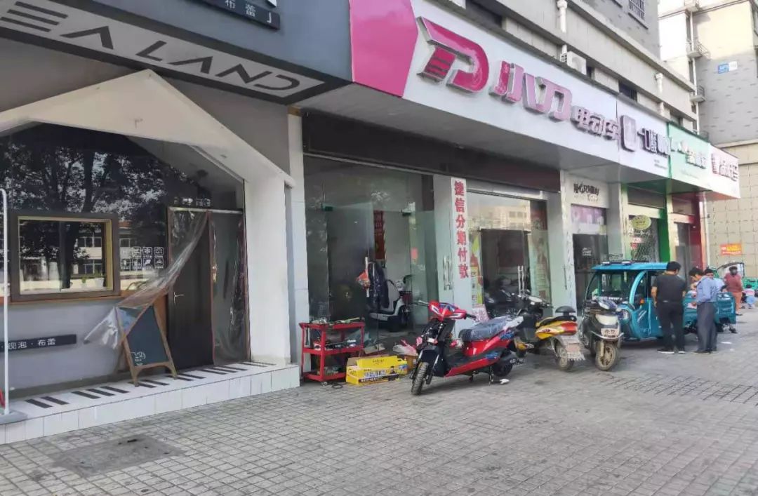 出店经营 时间:2019年9月19日8时40分 地点:齐云大道小刀电动车店 不