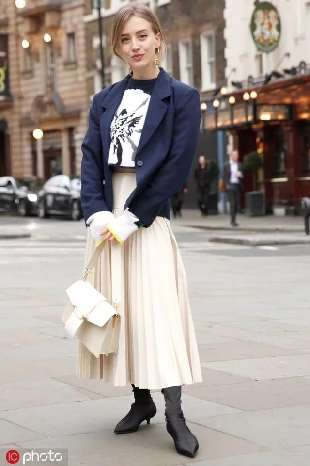 �ӳ�������A���ˣ�ʵ���������ְ��ֽ���get����ר�����