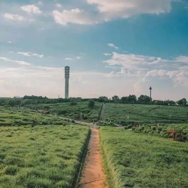 凡事自己开心就好 0a605dafe81f4f90975194f0a802daad.jpeg