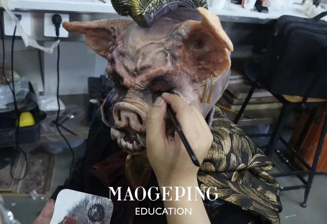 分享一组神奇的特效化妆作品化完妆简直像换了个头