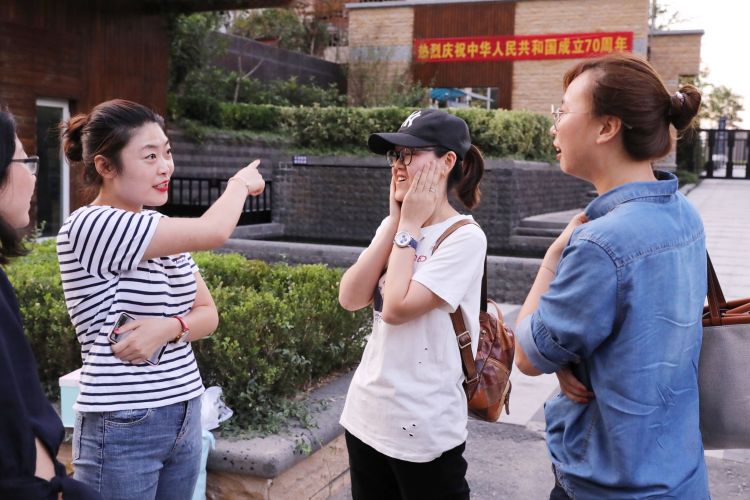 第二位"青岛最美路人"找到了!巧了,也叫于娟!