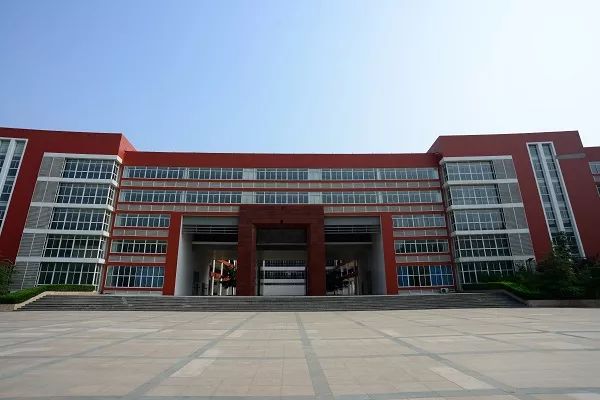 二中学校在哪个区 6bbc1d6e5a6b4b1e980f64d8ef7dd1bd.jpeg