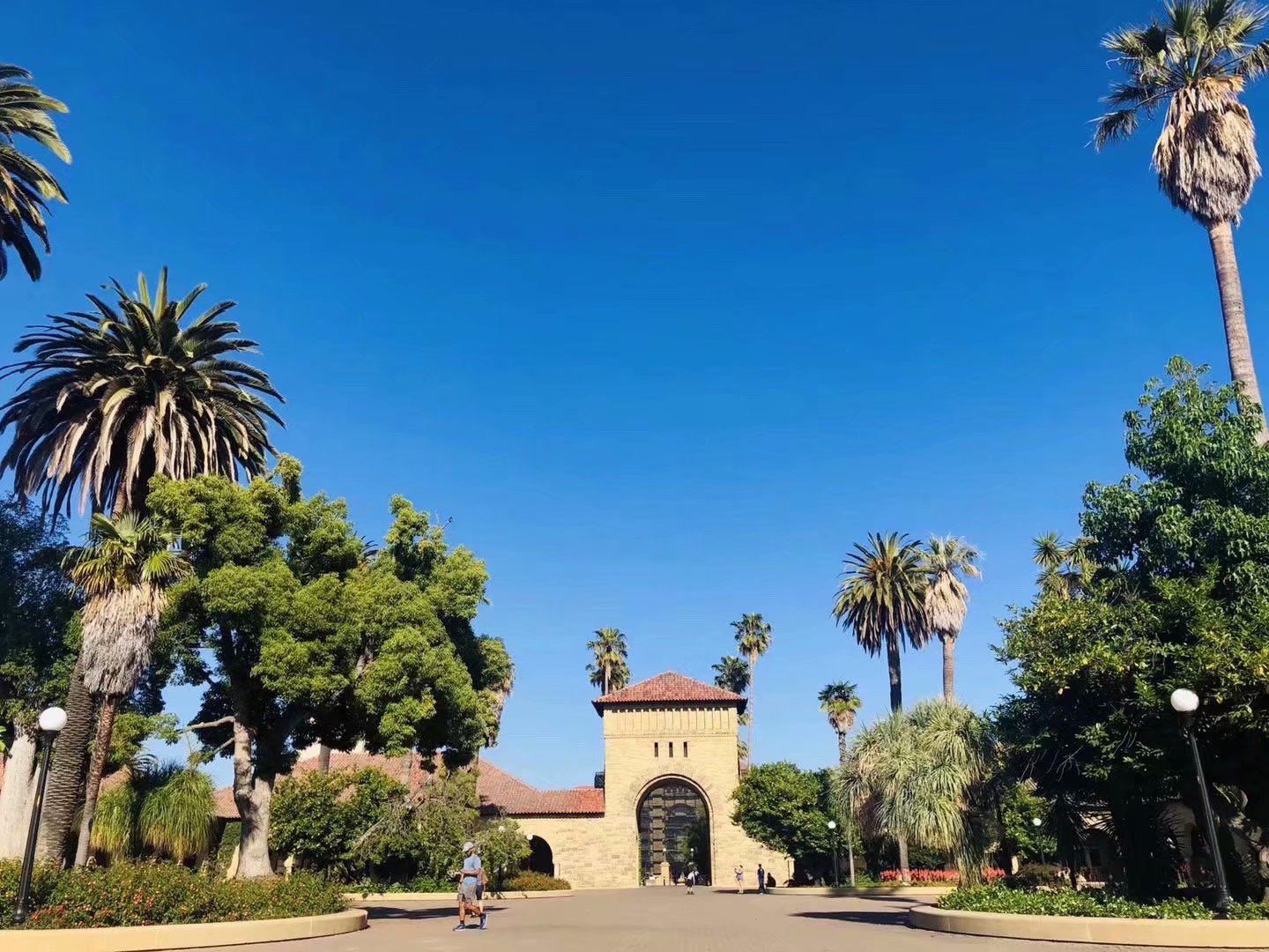 努力 自信 梦想-世界知名大学校训