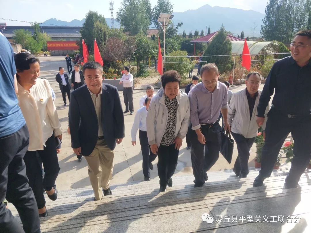 山西省红十字会常务副会长郑红一行在灵丘调研指导工作