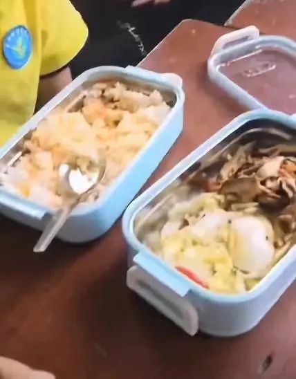 吃早餐玻璃渣怎么处理