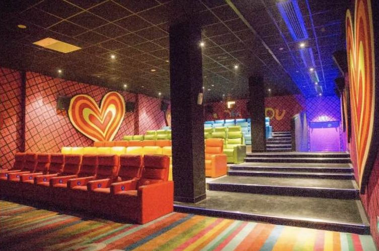 淄博有什么大型商场 b1b7319b74b945839bd21c0d0b893914.jpeg