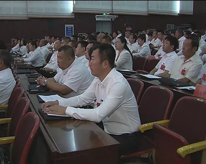 玉田县第十六届人民代表大会第四次会议举行预备会议