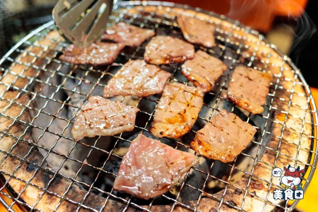烤肉怎么吃才能吃回本 bef5c2d98c664ea3a7edba663f8b87df.jpeg