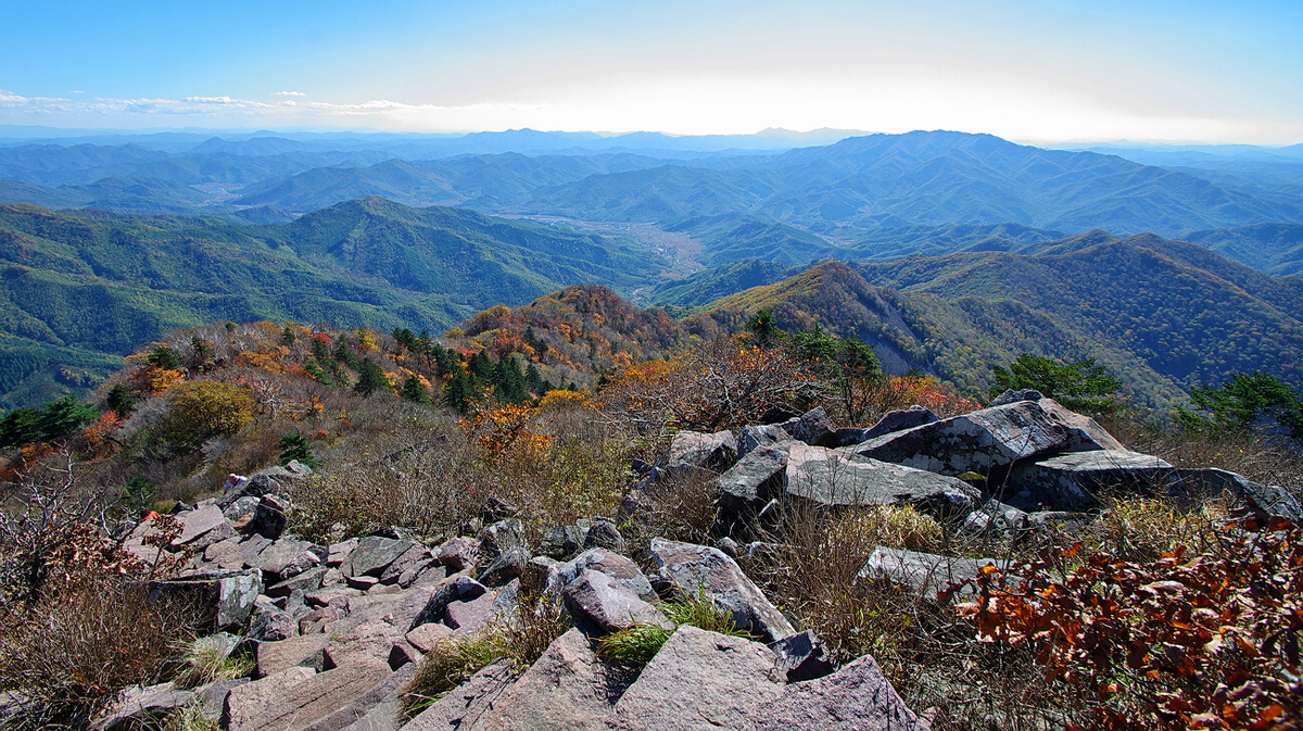 也是有许多让人感到很有潜力的地方,而山川旅游则是其中之一,所以就来