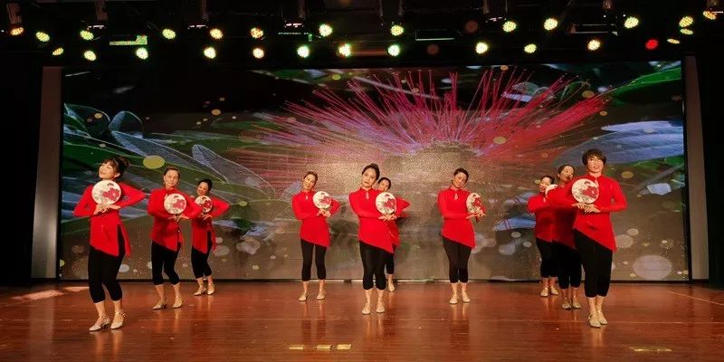 【巾帼心向党 礼赞新中国】闽侯姐妹向祖国母