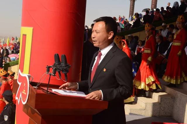 聚焦阿拉善右旗庆祝中华人民共和国成立70周年暨2019国际巴丹吉林沙漠