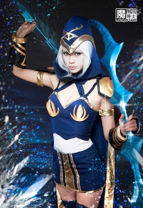 魔导士《英雄联盟lol》寒冰射手cosplay