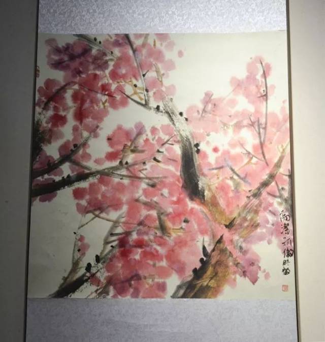 书画家影像网百花迎春肖映梅中国画展开幕