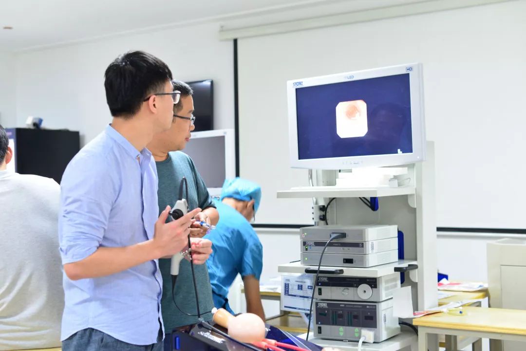 外科樊医生是什么学校毕业的 0531e971060f4b63bd1f41408762ba12.jpeg