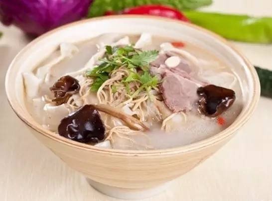 粉丝汤简单做法 371944f51a2647c791a7c7f65f276b6e.jpeg