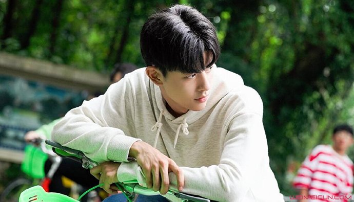 外貌至上主义朴所罗门演谁 他在剧中和王子璇