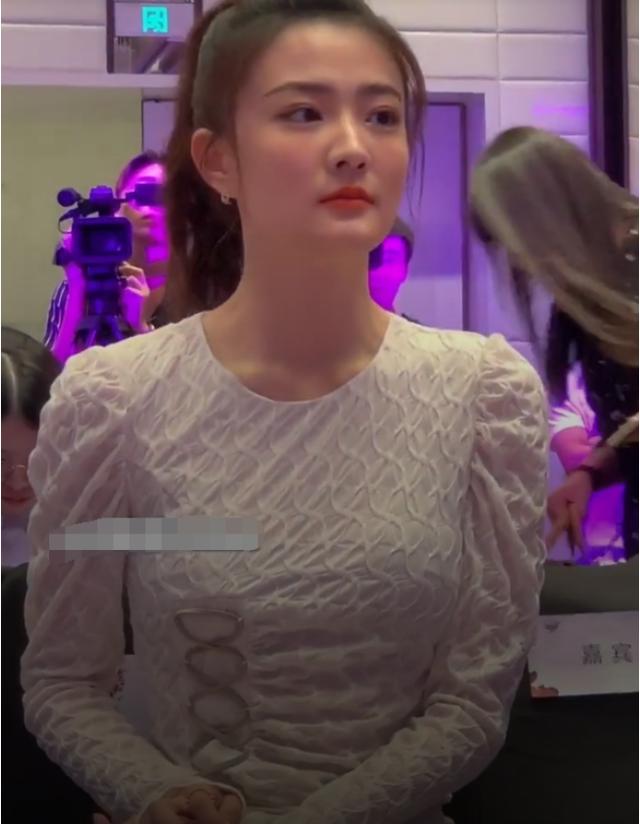 徐璐恋爱后出现"幸福胖",不过胖胖的刚刚好,美到心坎里