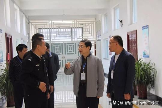 长治市人民检察院党组成员,副检察长李耀到长治县看守所进行监督检察