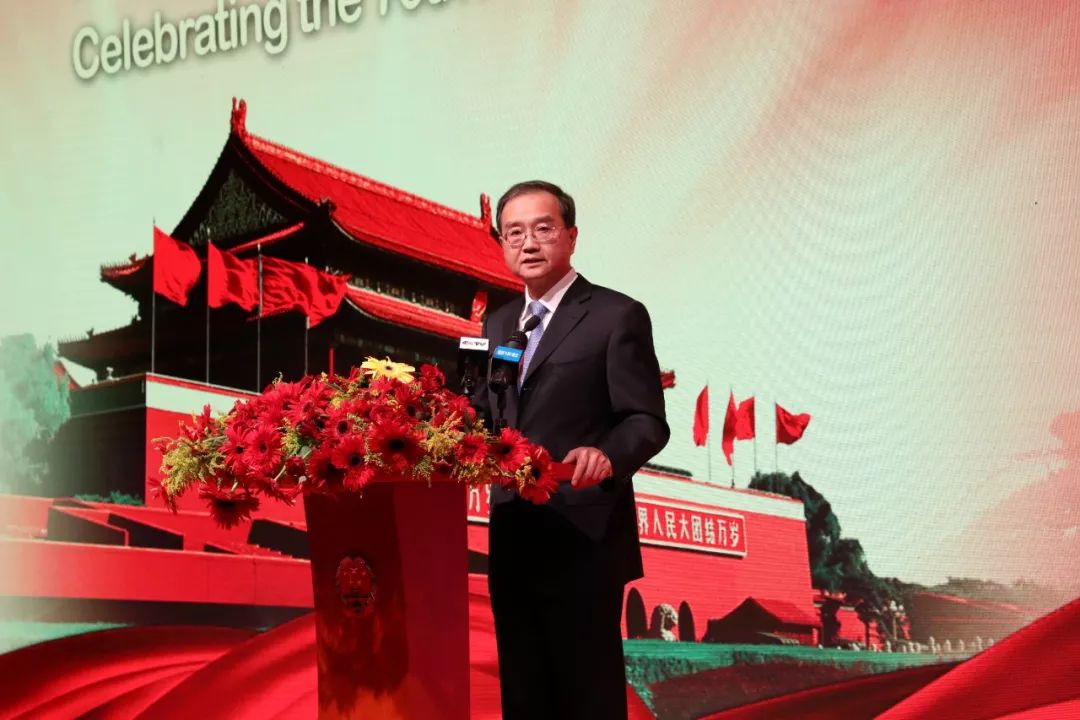2018年我国经济总量是多少亿美元_腾讯市值多少亿美元