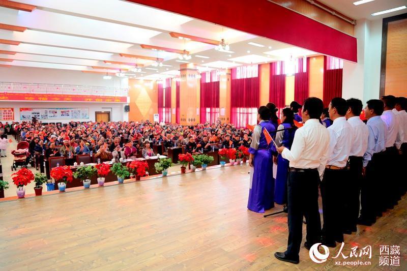 拉萨市塔玛村举行庆祝新中国成立70周年文艺汇演