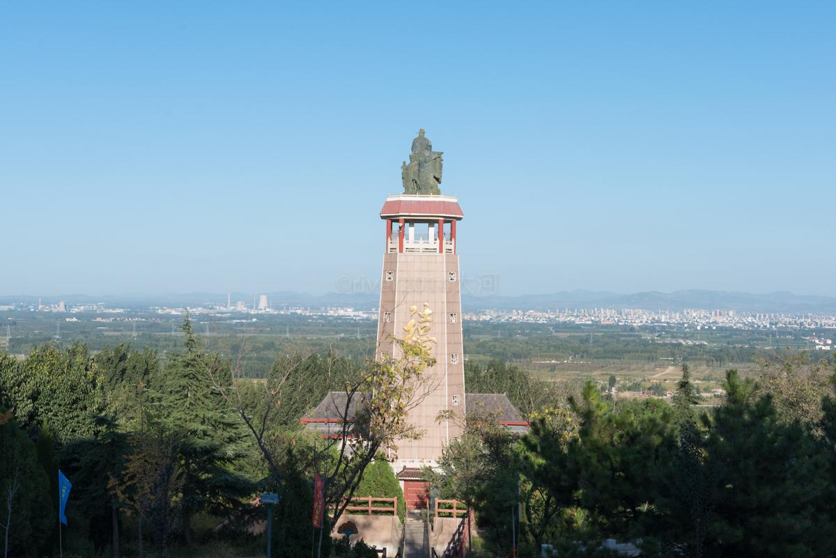 山东莒县浮来山因4000年的银杏树千年古寺成旅游胜地 定林寺