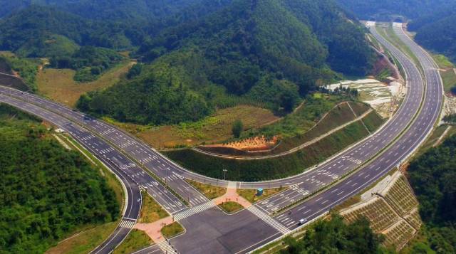 云浮新城快线▲云罗,罗岑,江罗,罗阳高速已经相继建成通车;罗信高速