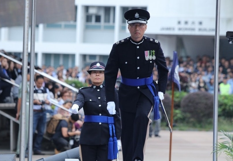 退休港警高层重返火线,致信同袍:你们真的很了不起