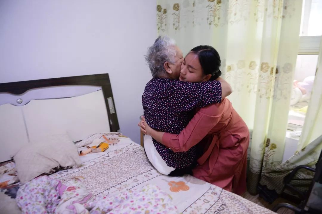 拍奶奶做饭 e91a886a7cac4d9f80b4ef1772e291da.jpeg