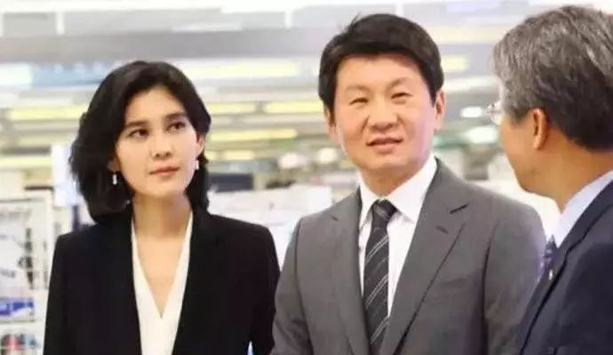 三星老总的女儿_盛虹集团老总女儿图片(2)