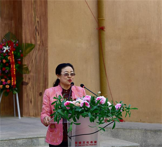 著名书画家祁峰诗书画印展在金塔胡杨林美术馆圆满举行