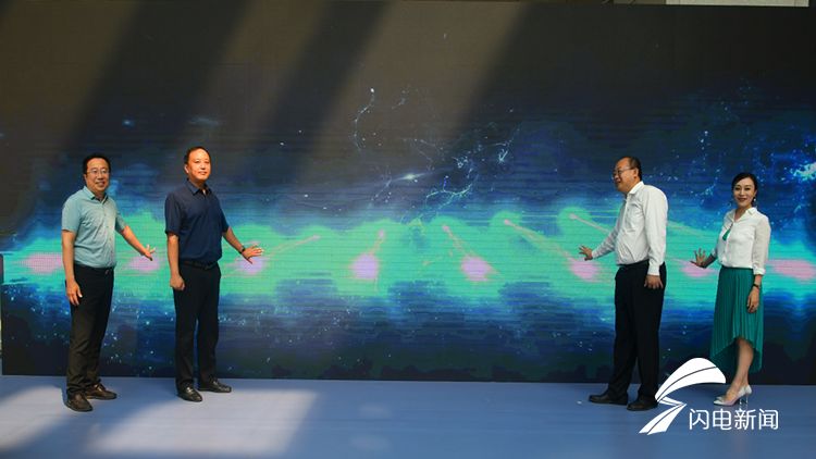 挑战王 18f2674bed894ec3b1cc23d1f9059988.jpeg