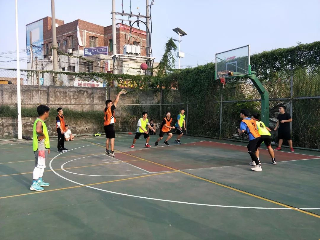 28f5d999421347ab8355cb070080c5b0.jpeg