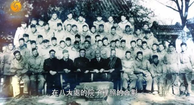 “中国人饭都吃不饱,为什么要攀登珠峰?”