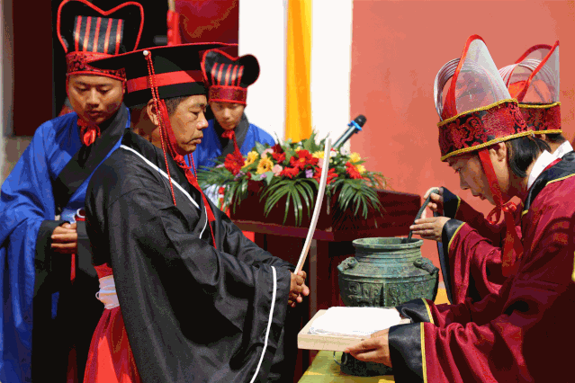 国庆节前,永城芒砀山夫子山景区开展纪念孔子诞辰2570