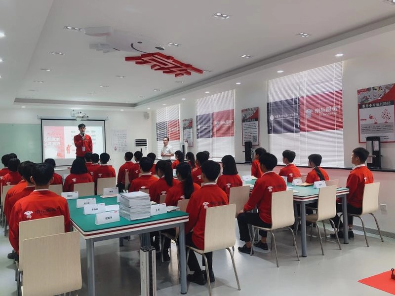 中国打假委携手京东共同开设奢侈品养护师训练营