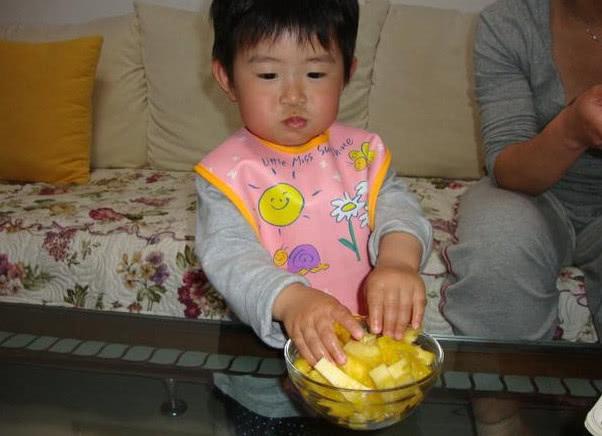 樱桃育儿经■4个信号暗示你：孩子脾胃出现问题了，4招调理脾胃简单管用