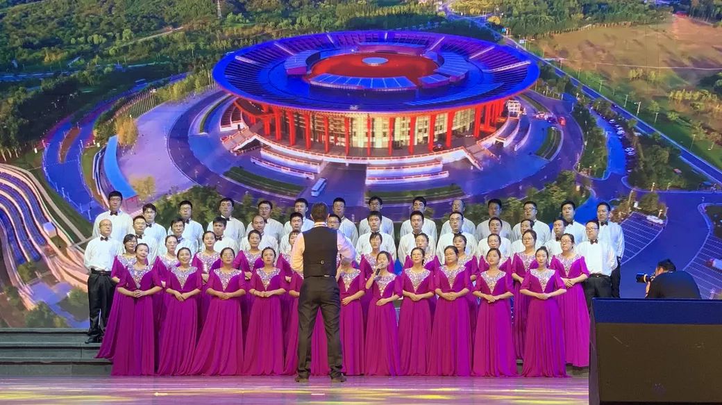 我和我的祖国的歌曲教唱 b1c67e81ff0f438bae22dc650c99e165.jpeg