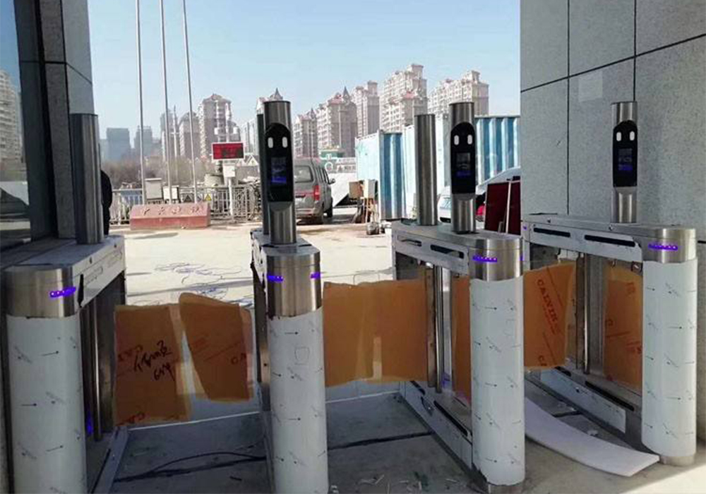 太高科技了!工地采用人脸识别门禁管理系统