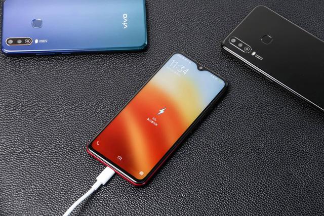 vivo y31s换电池教程 b512d6f549b84c8bacb3d8c7c7e48cd7.jpeg