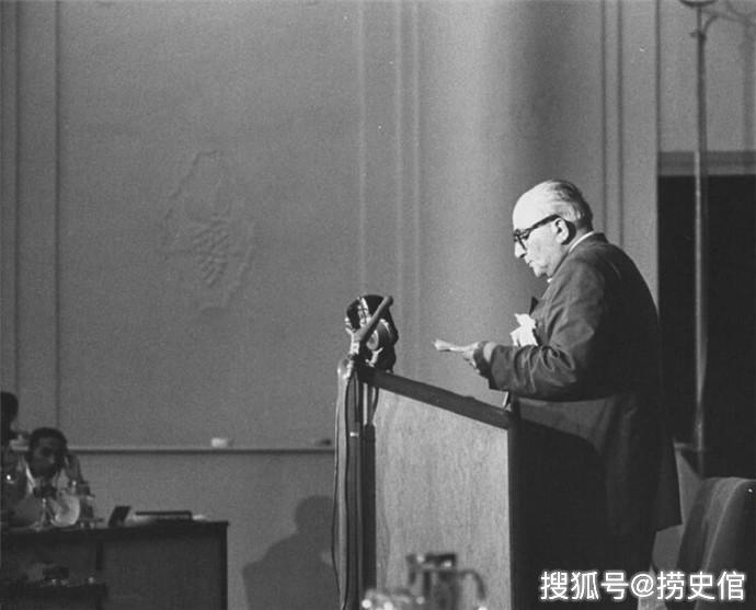 1955年万隆会议上的亚非政要周恩来尽显协和万邦的外交艺术