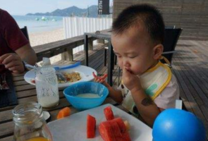[每日说育儿知识]不想娃的脾胃被拖垮，少碰“三物”，多做“两事”，强脾还长个