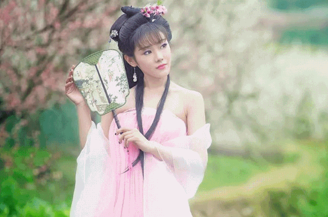 婚纱 婚纱照 640_424 gif 动态图 动图