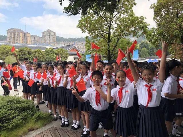 最美校园竞晒福州市马尾实验小学庆祝中华人民共和国成立70周年